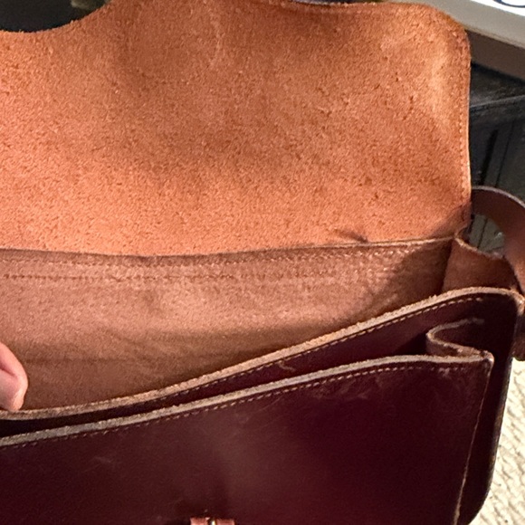 Elegant Brown Leather Women's Bag Used - Picture 2 of 9